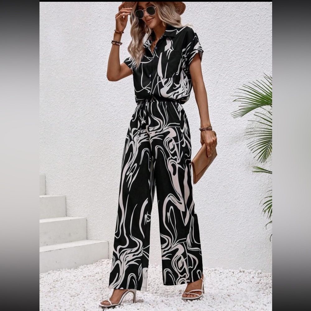 Shein Black and White Abstract Matching Set Size M